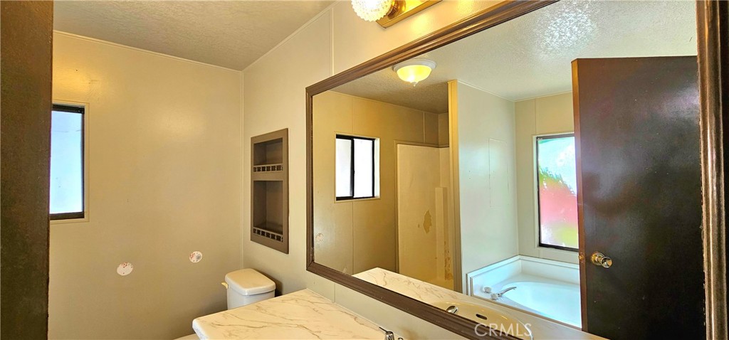 225 Lark Drive, Paso Robles, CA 93446