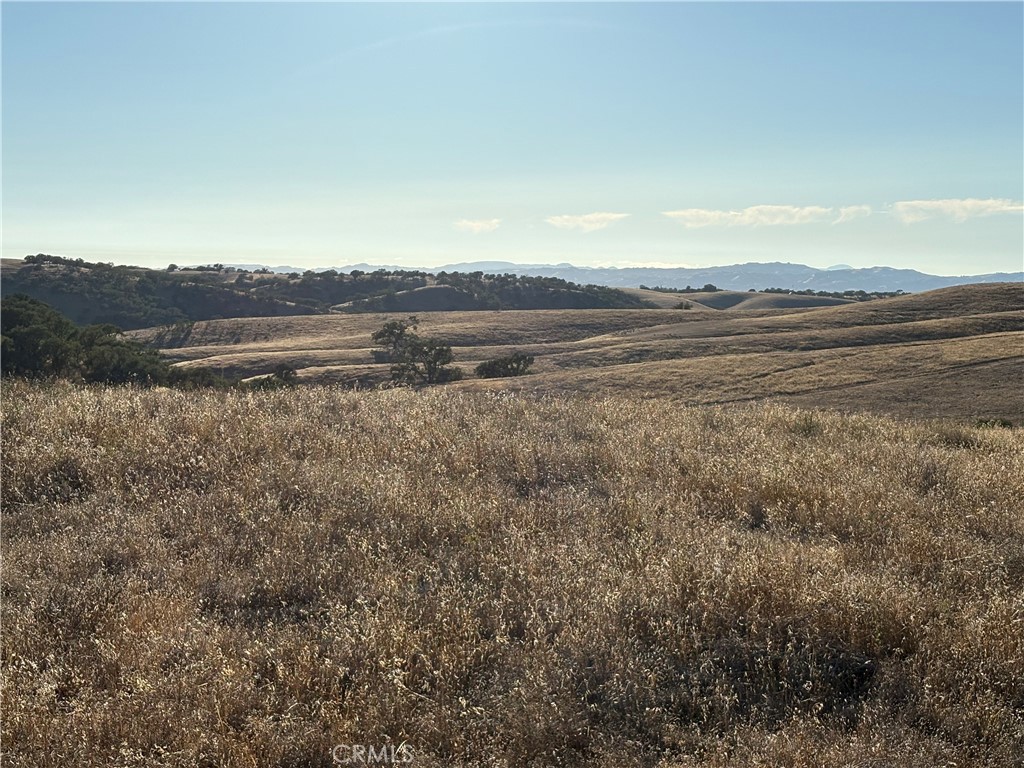 0 Maverick, Paso Robles, CA 93446