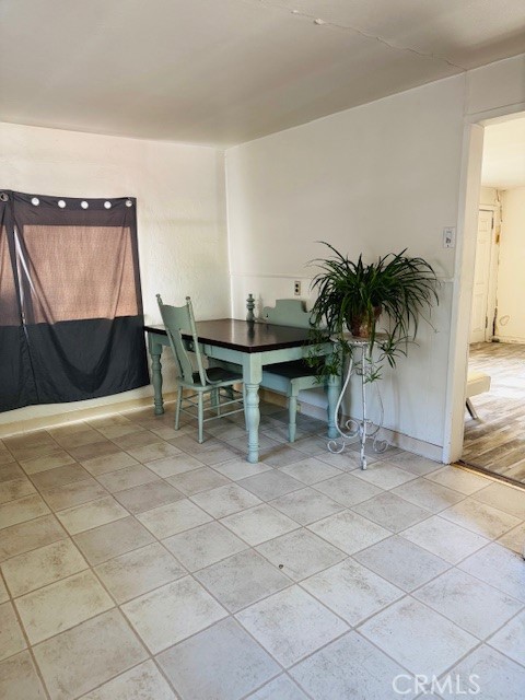 818 Olive St, Paso Robles, CA 93446