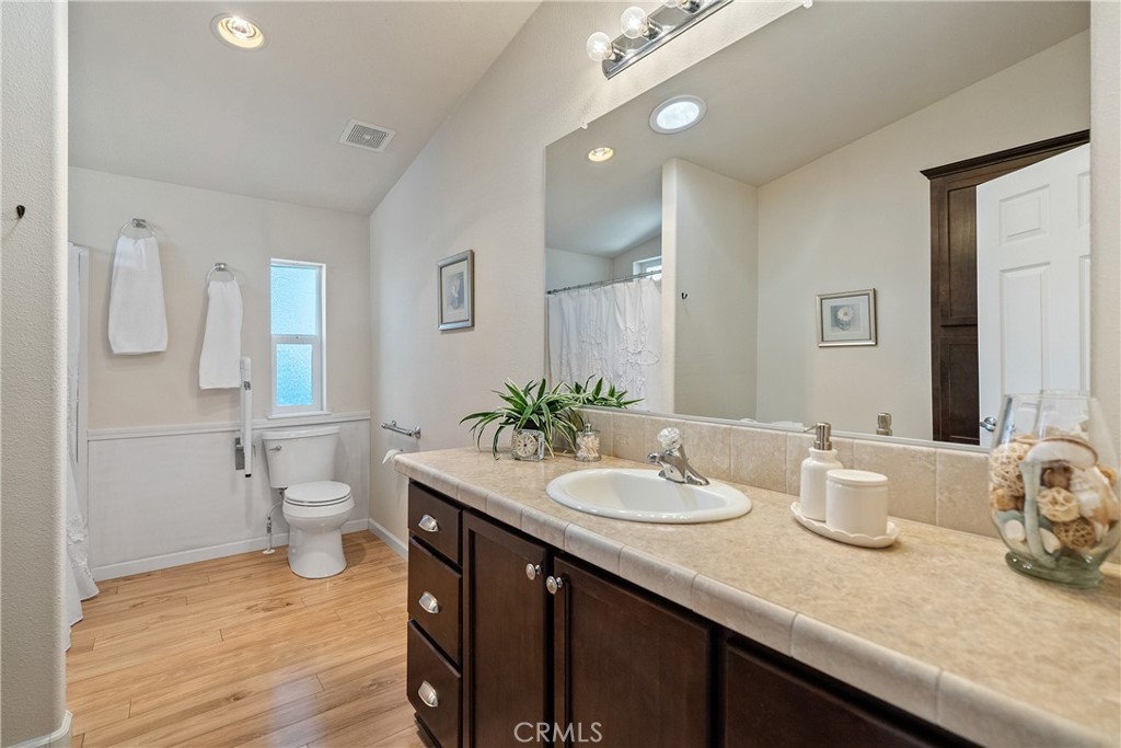 15 Via Santa Barbara #15, Paso Robles, CA 93446