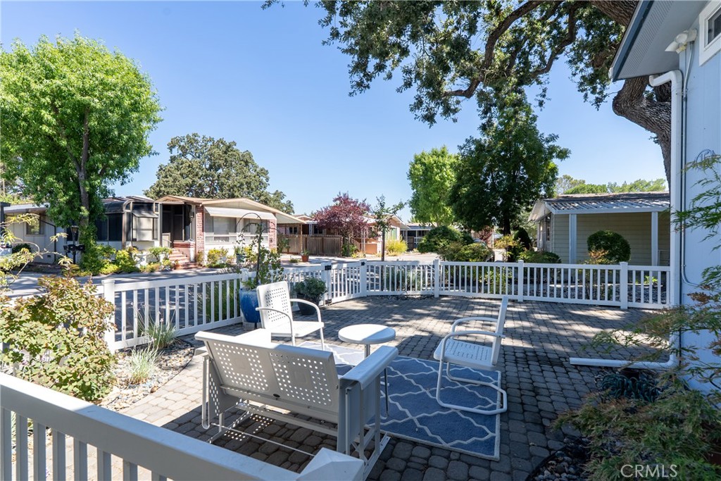 15 Via Santa Barbara #15, Paso Robles, CA 93446