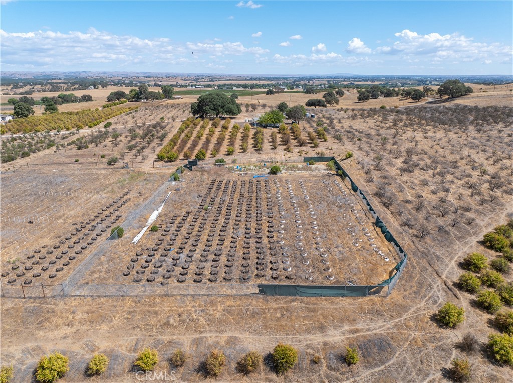 27 Wellsona Rd, Paso Robles, CA 93446