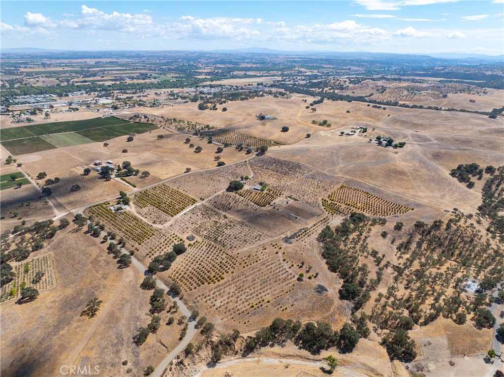 27 Wellsona Rd, Paso Robles, CA 93446