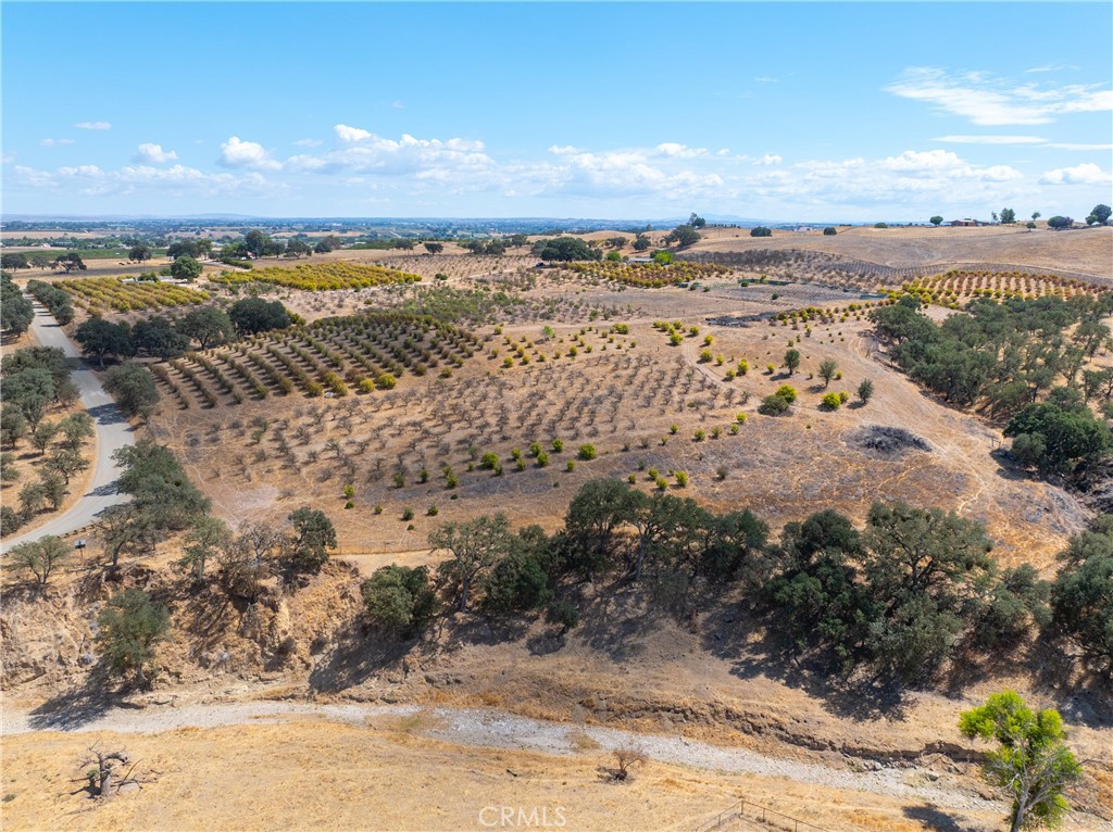 27 Wellsona Rd, Paso Robles, CA 93446