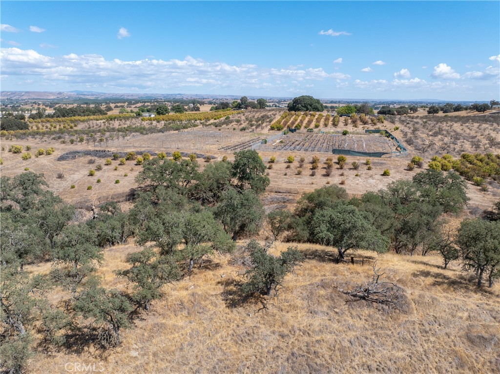 27 Wellsona Rd, Paso Robles, CA 93446