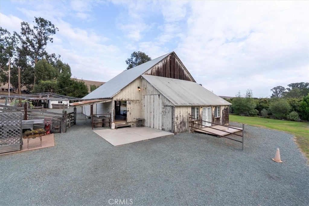 1155 Cayucos Creek Rd, Cayucos, CA 93430