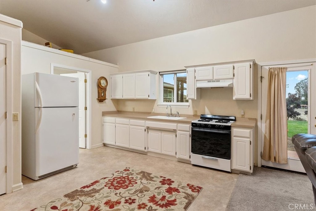 1155 Cayucos Creek Rd, Cayucos, CA 93430