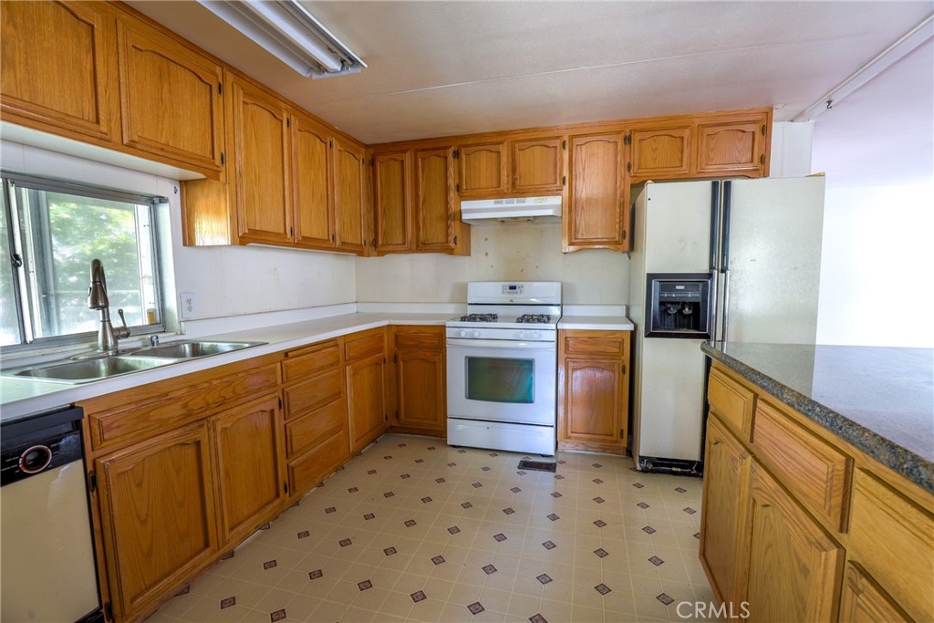 10025 El Camino Real #6, Atascadero, CA 93422