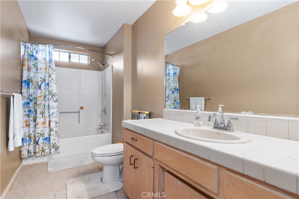 204 Nighthawk, Paso Robles, CA 93446