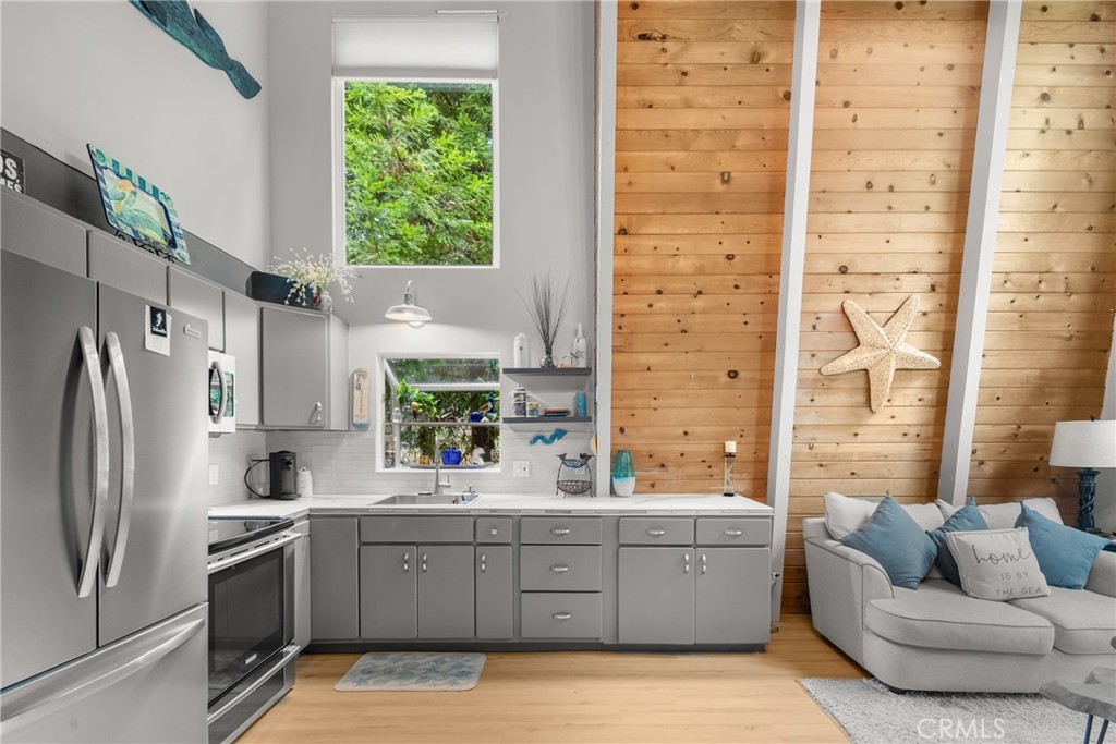 1730 Langton, Cambria, CA 93428