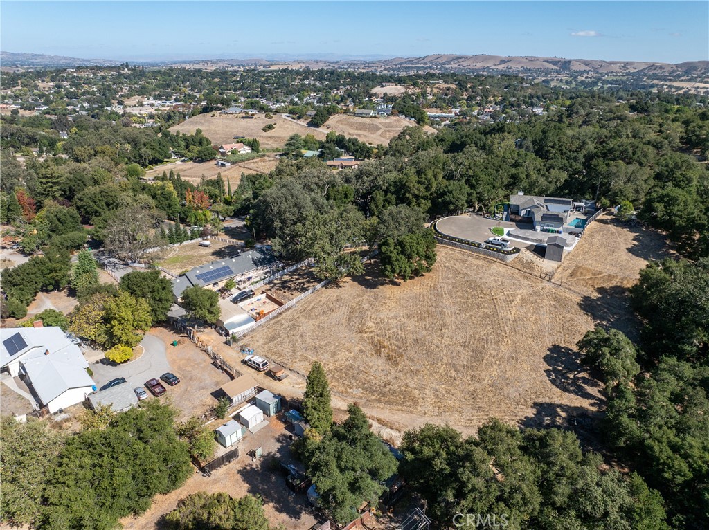 3880 Ardilla, Atascadero, CA 93422