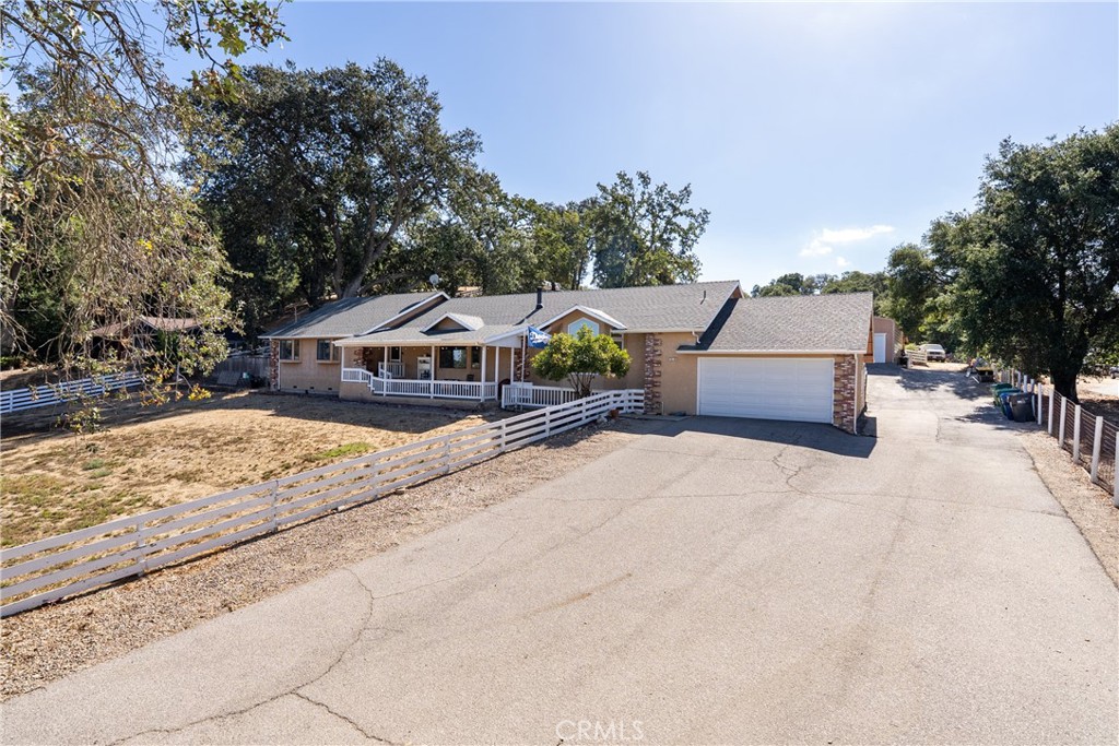 3880 Ardilla, Atascadero, CA 93422