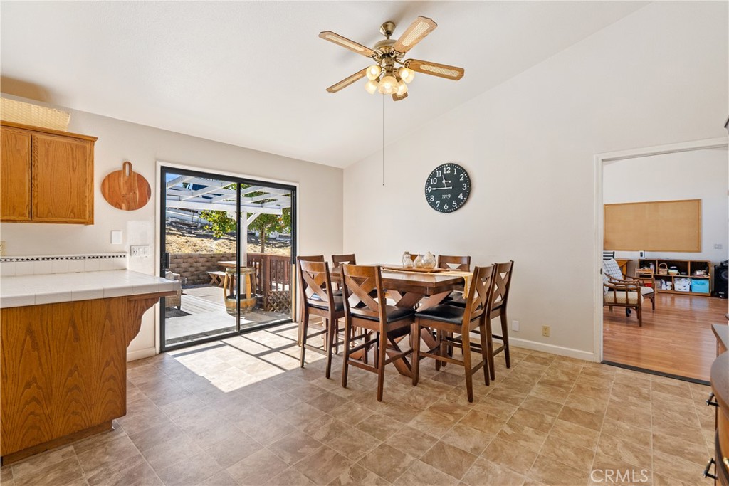 3880 Ardilla, Atascadero, CA 93422