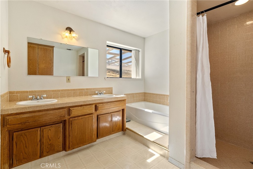 3880 Ardilla, Atascadero, CA 93422