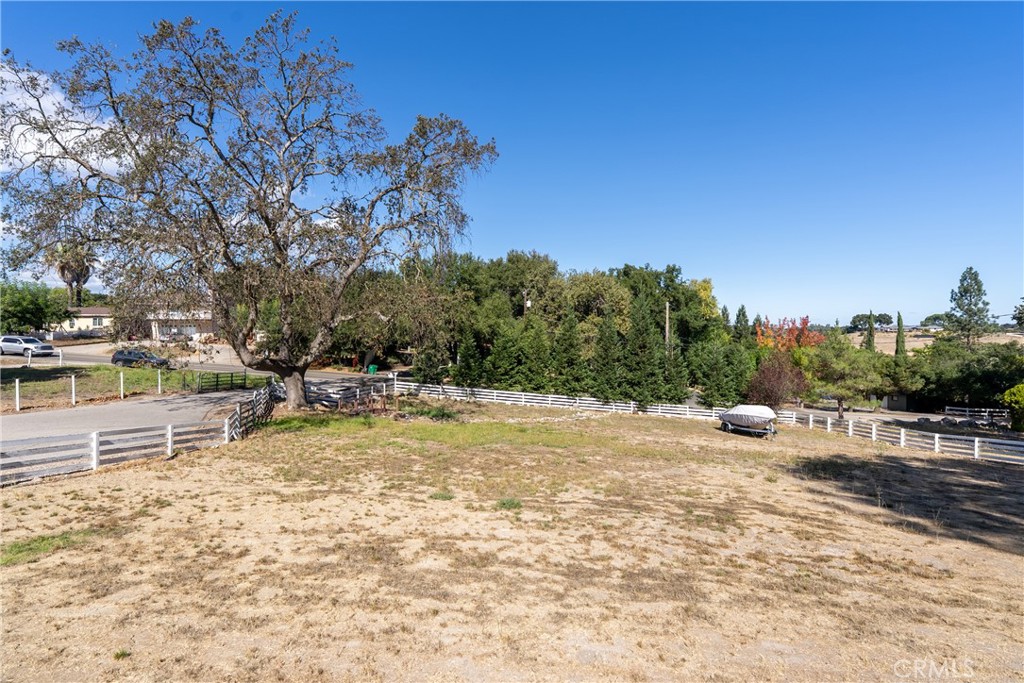 3880 Ardilla, Atascadero, CA 93422