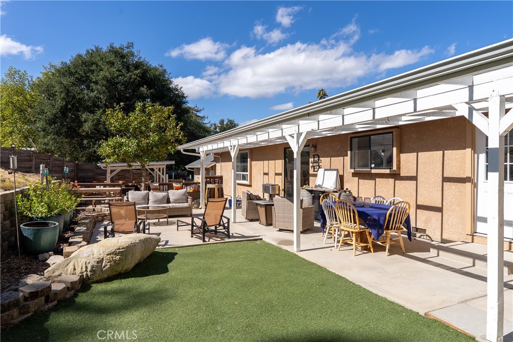 3880 Ardilla, Atascadero, CA 93422