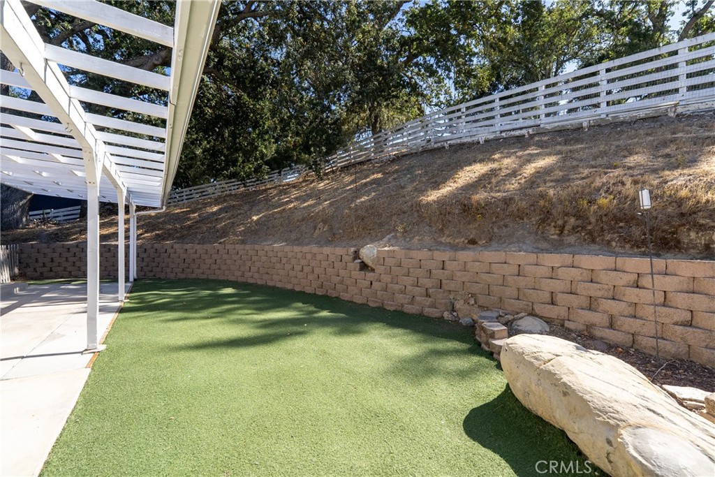 3880 Ardilla, Atascadero, CA 93422