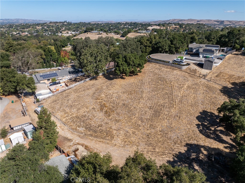 3880 Ardilla, Atascadero, CA 93422