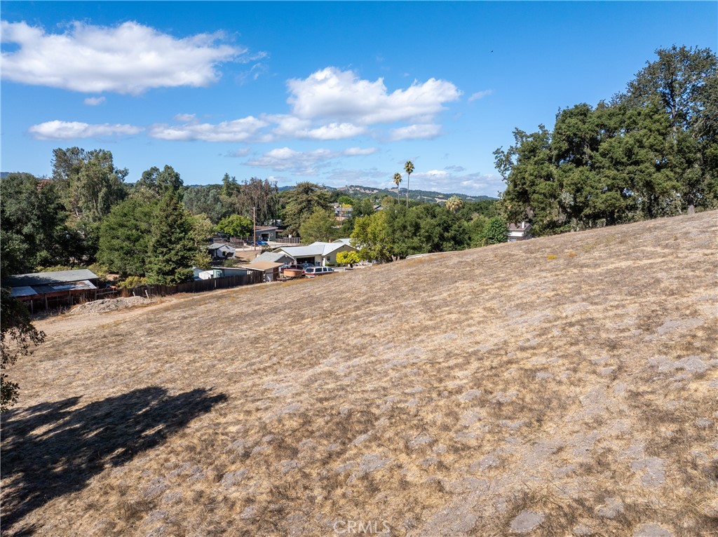 3880 Ardilla, Atascadero, CA 93422