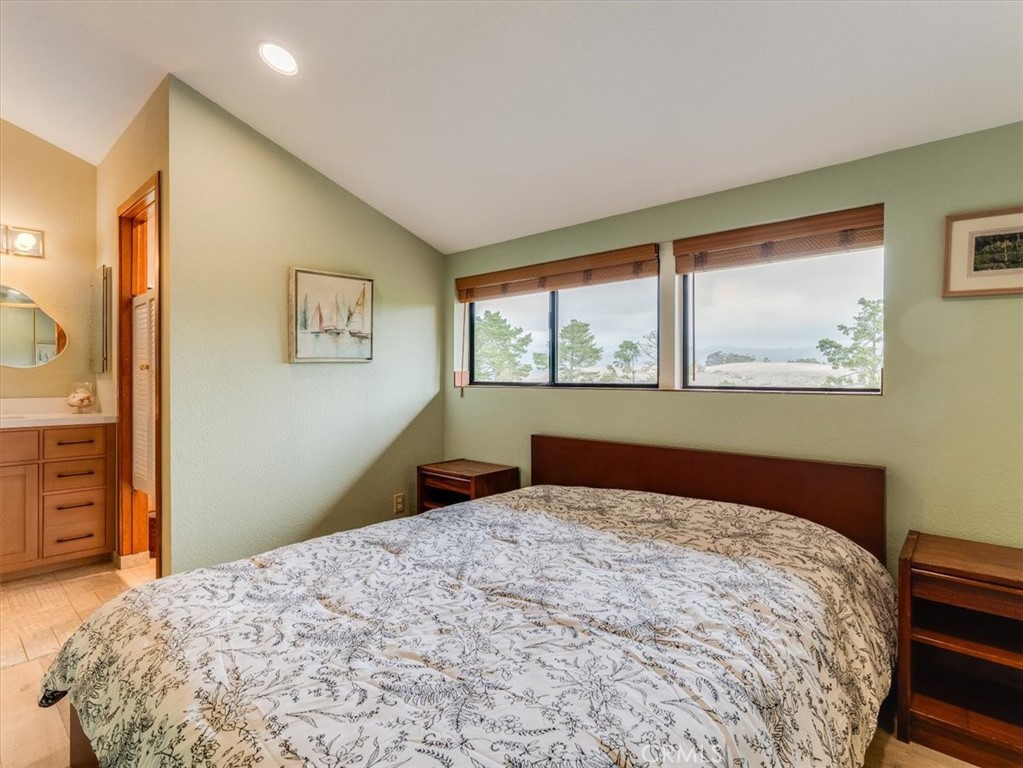 2155 Spencer St, Cambria, CA 93428