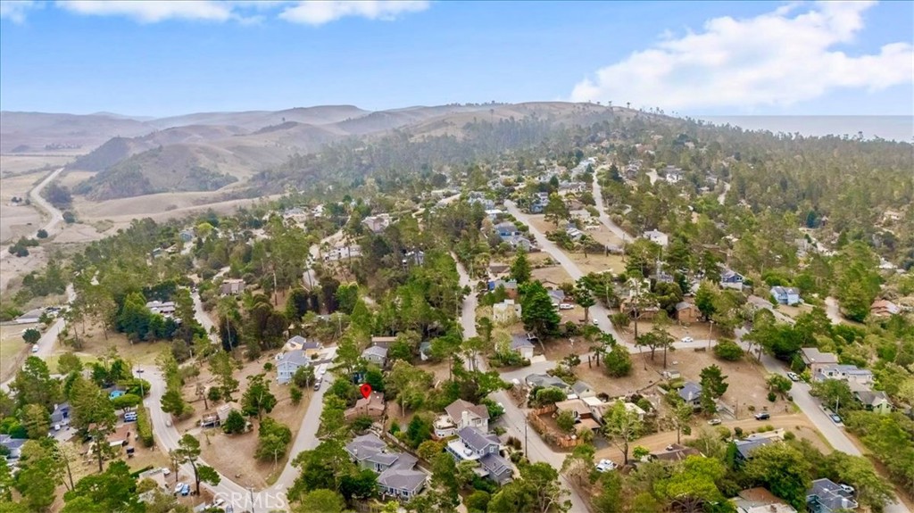 2155 Spencer St, Cambria, CA 93428