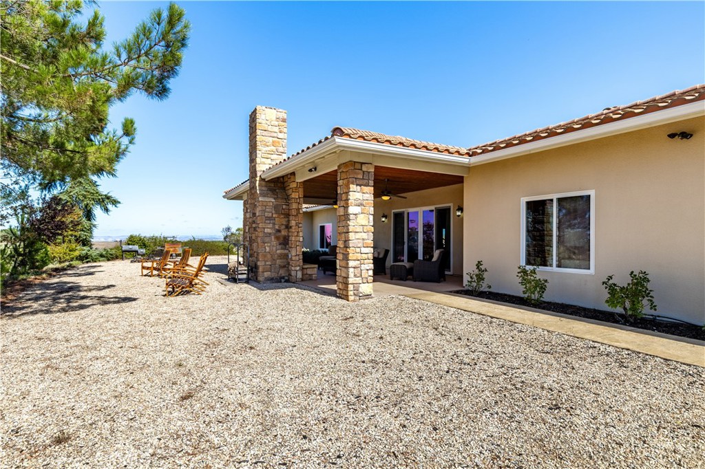 6944 Union Rd, Paso Robles, CA 93446