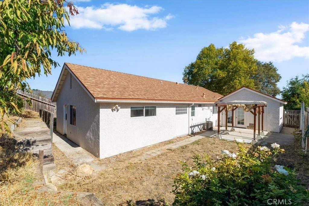 46 Lone Oak, Templeton, CA 93465