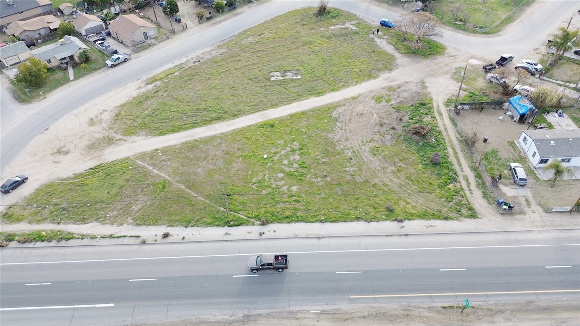 681 Hwy 43, Shafter, CA 93263