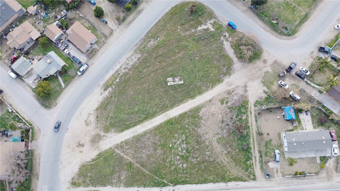 681 Hwy 43, Shafter, CA 93263