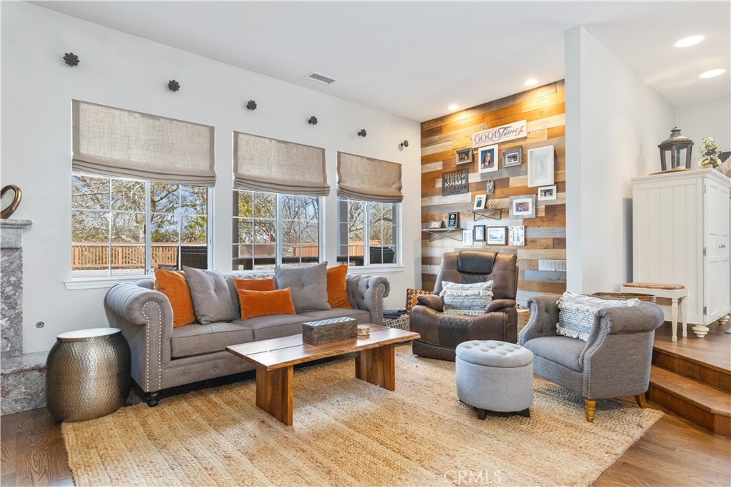 4375 Rustic Way, San Luis Obispo, CA 93401