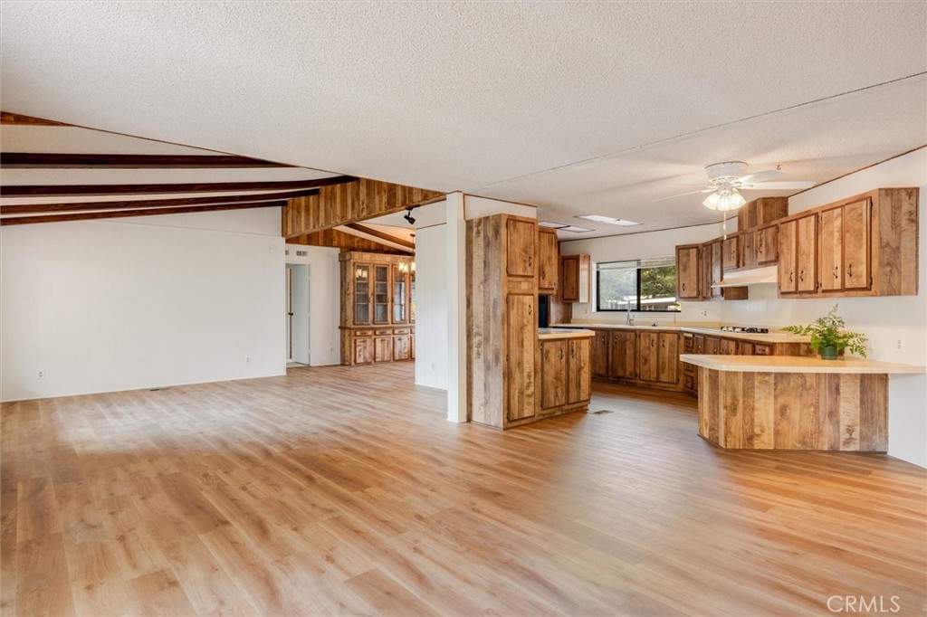 32 Via Santa Barbara #32, Paso Robles, CA 93446