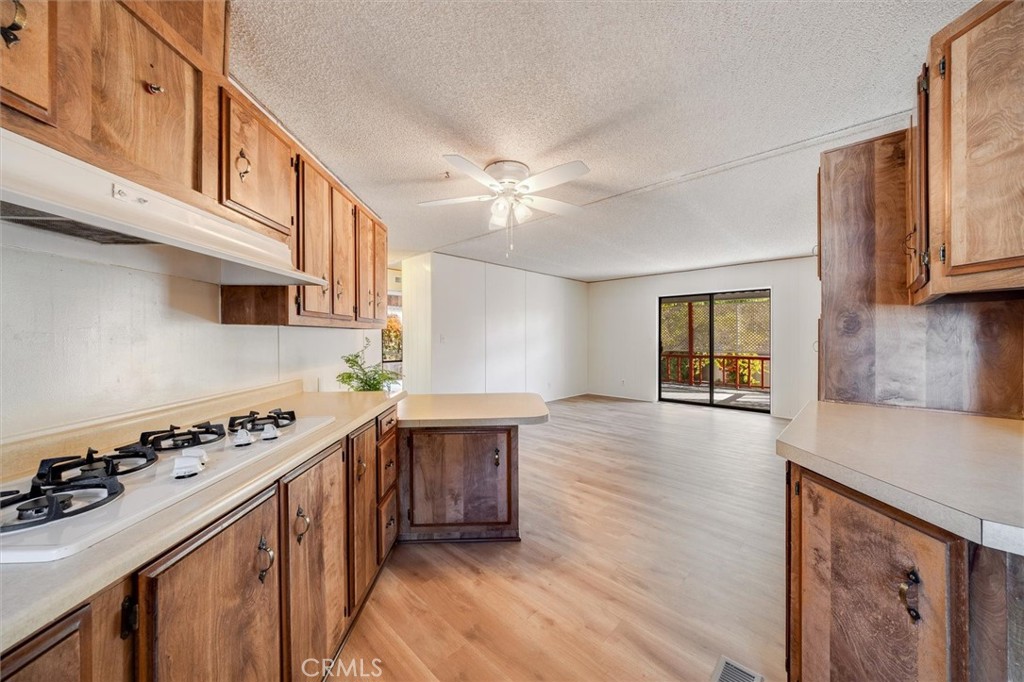 32 Via Santa Barbara #32, Paso Robles, CA 93446