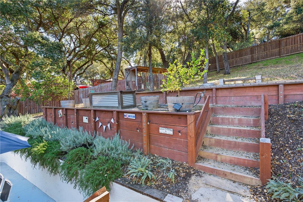 7505 El Retiro, Atascadero, CA 93422