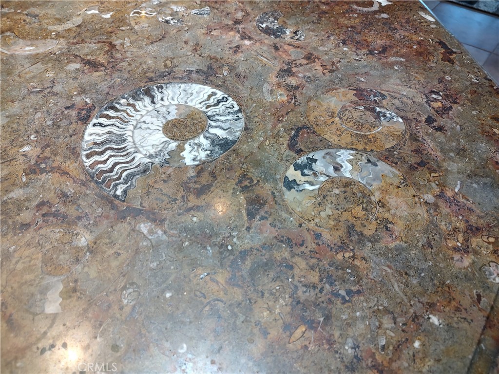 880 Tracy, Templeton, CA 93465