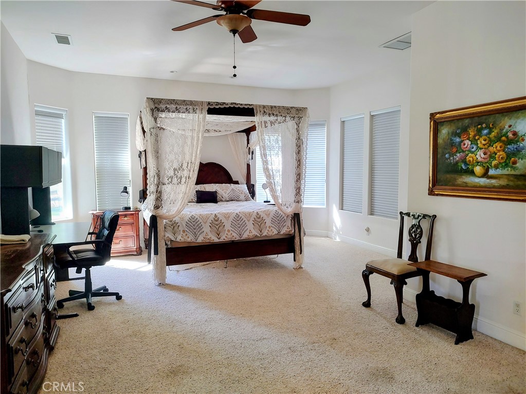 880 Tracy, Templeton, CA 93465