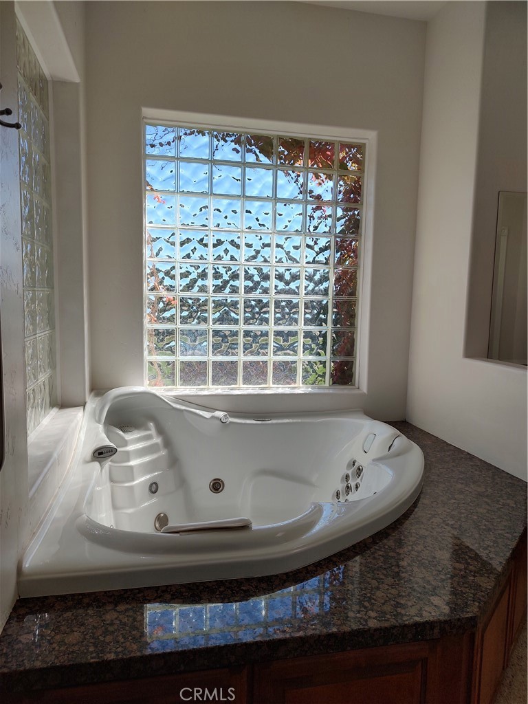 880 Tracy, Templeton, CA 93465