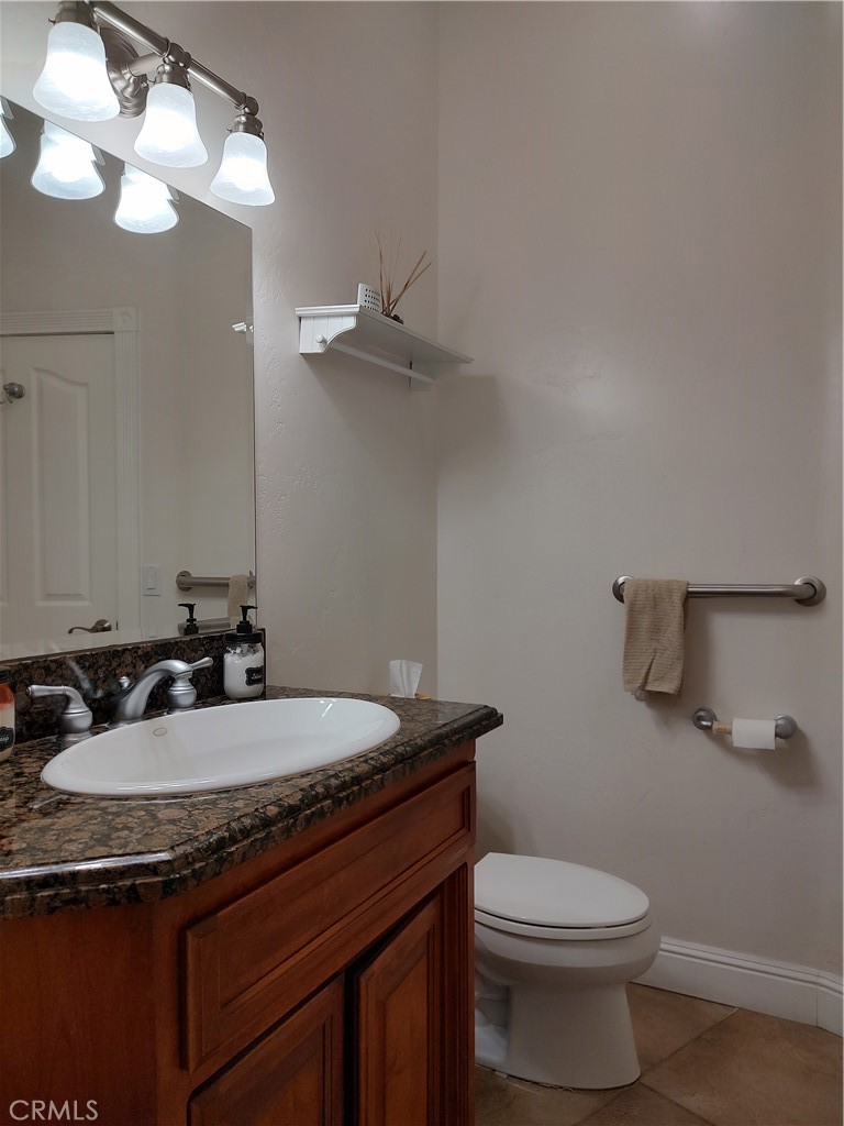 880 Tracy, Templeton, CA 93465