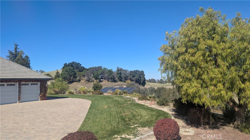 880 Tracy, Templeton, CA 93465