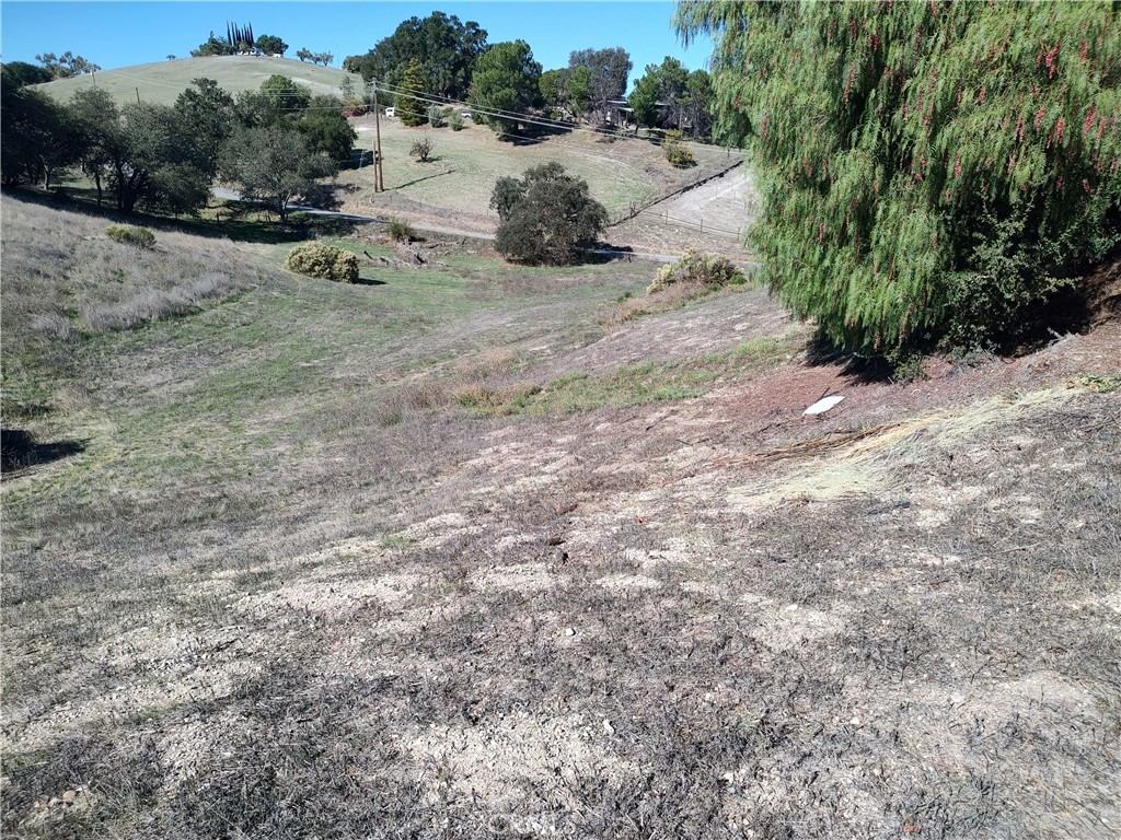 880 Tracy, Templeton, CA 93465