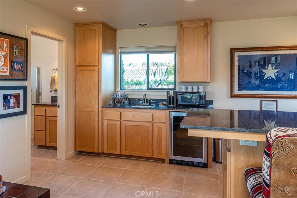 7790 Airport Rd, Paso Robles, CA 93446