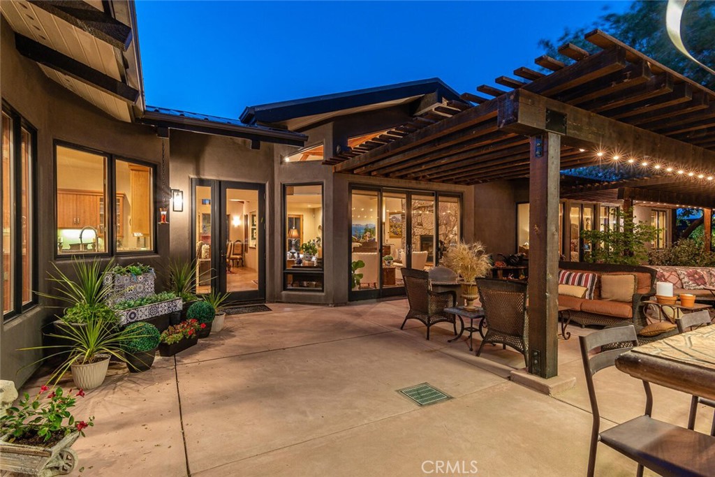 7790 Airport Rd, Paso Robles, CA 93446