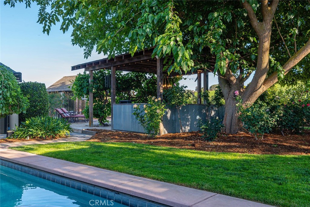 7790 Airport Rd, Paso Robles, CA 93446