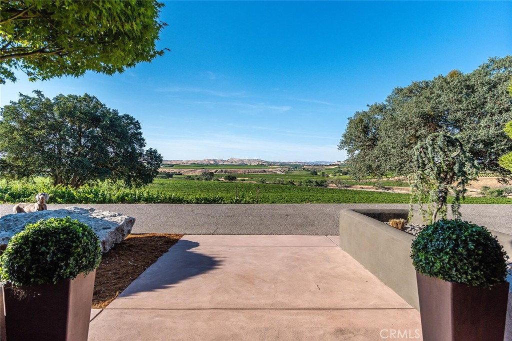 7790 Airport Rd, Paso Robles, CA 93446