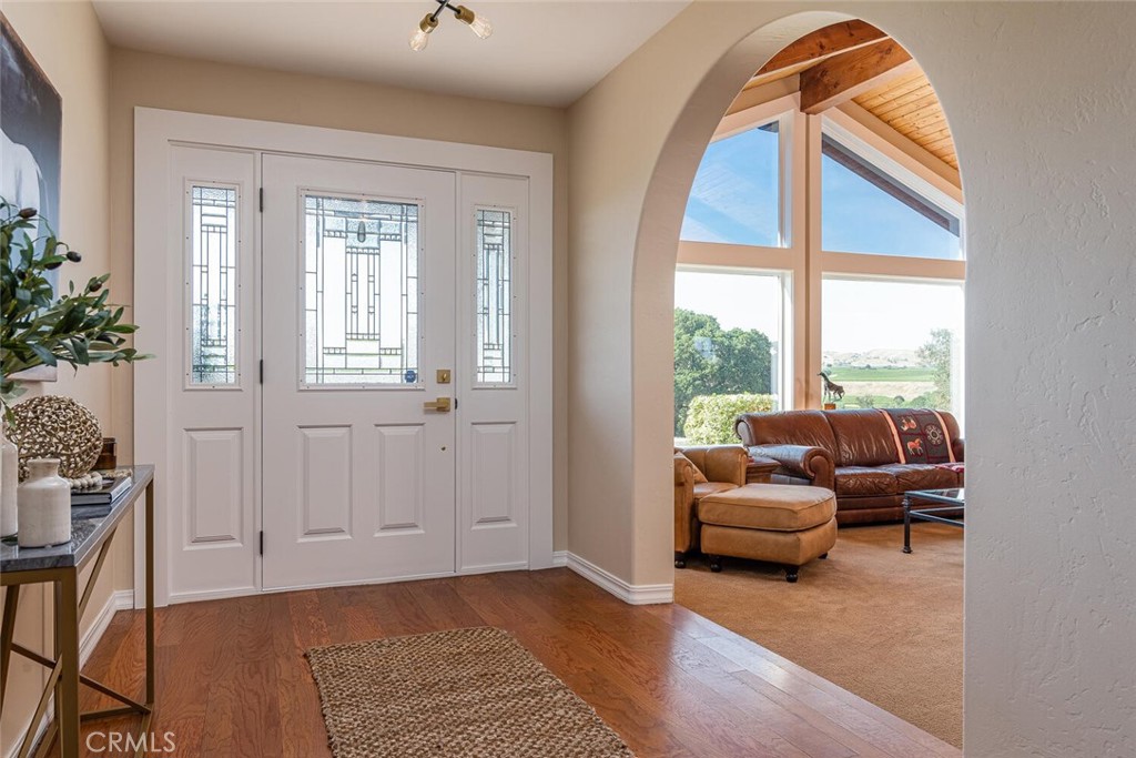 7790 Airport Rd, Paso Robles, CA 93446