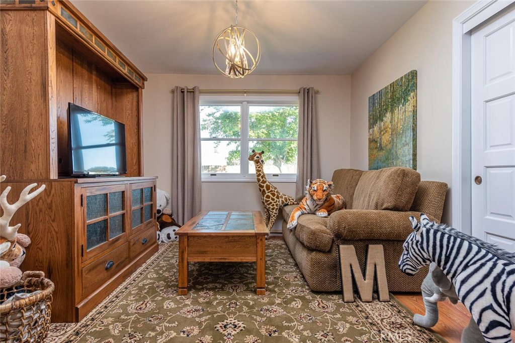 7790 Airport Rd, Paso Robles, CA 93446