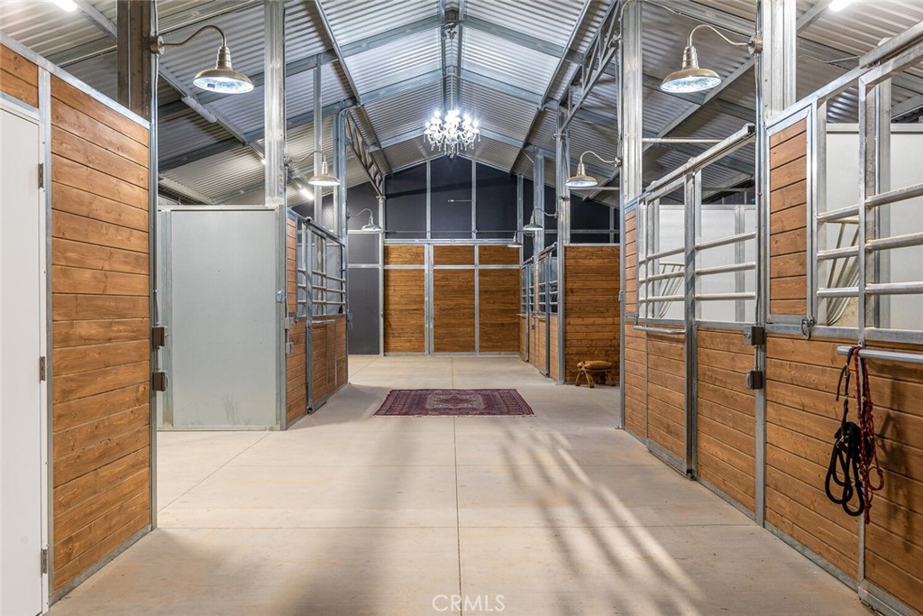 7790 Airport Rd, Paso Robles, CA 93446