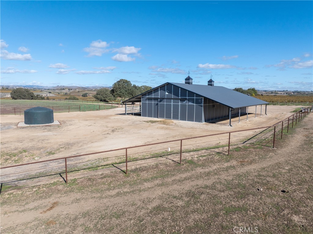 7790 Airport Rd, Paso Robles, CA 93446