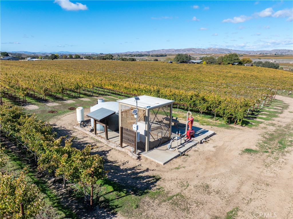 7790 Airport Rd, Paso Robles, CA 93446