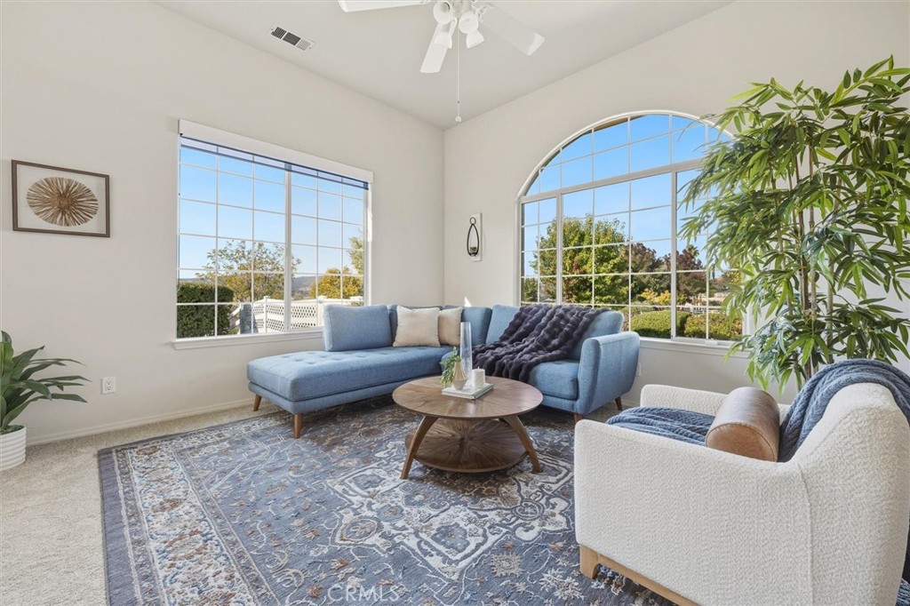 1608 Via Flora, Paso Robles, CA 93446