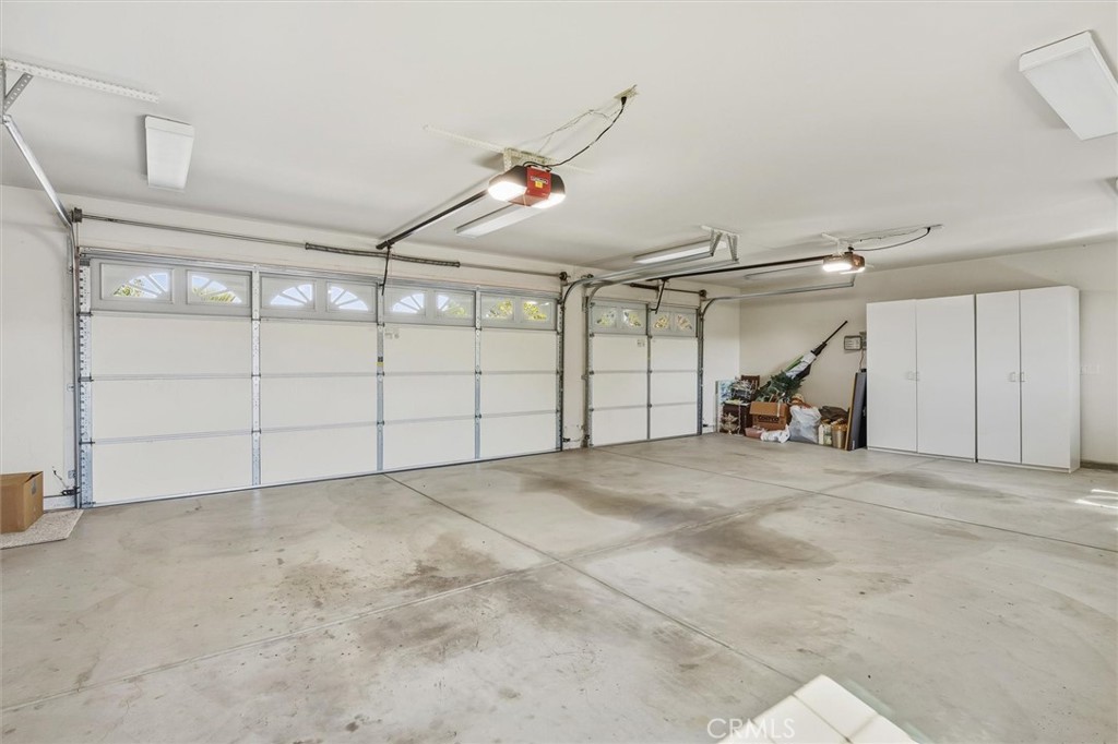 1608 Via Flora, Paso Robles, CA 93446